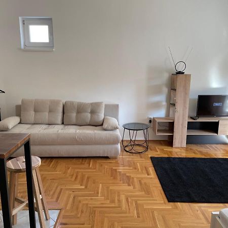 Apartman Sunny 松博尔 外观 照片