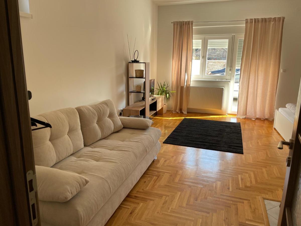 Apartman Sunny 松博尔 外观 照片