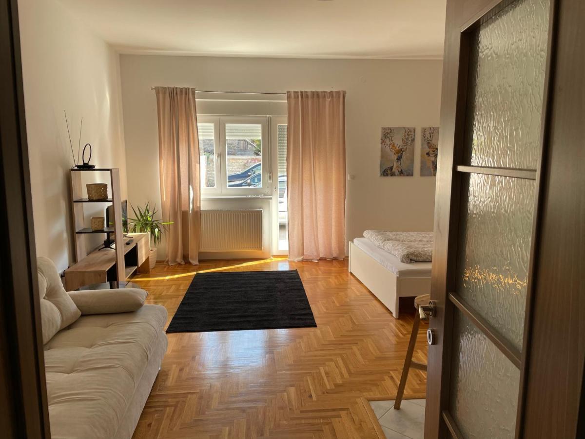 Apartman Sunny 松博尔 外观 照片