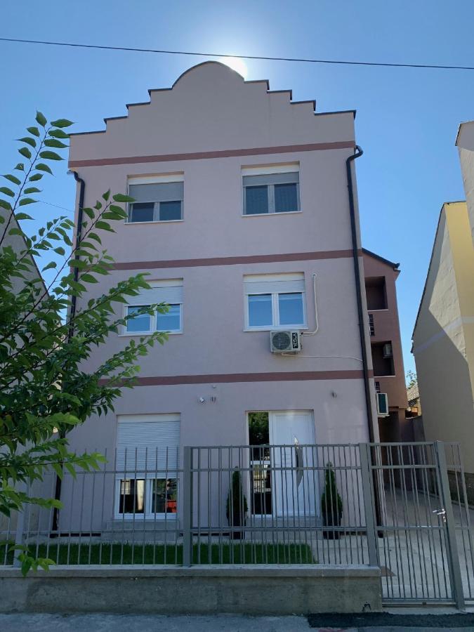 Apartman Sunny 松博尔 外观 照片
